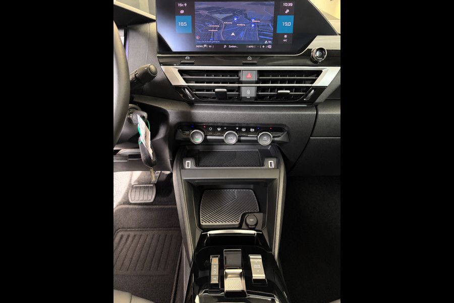 Citroën C4 1.2 Puretech Feel Pack 55.000 KM - AUTOMAAT I Navigatie / Apple CarPlay I LED I PDC I Sport velgen I Dealer onderhouden