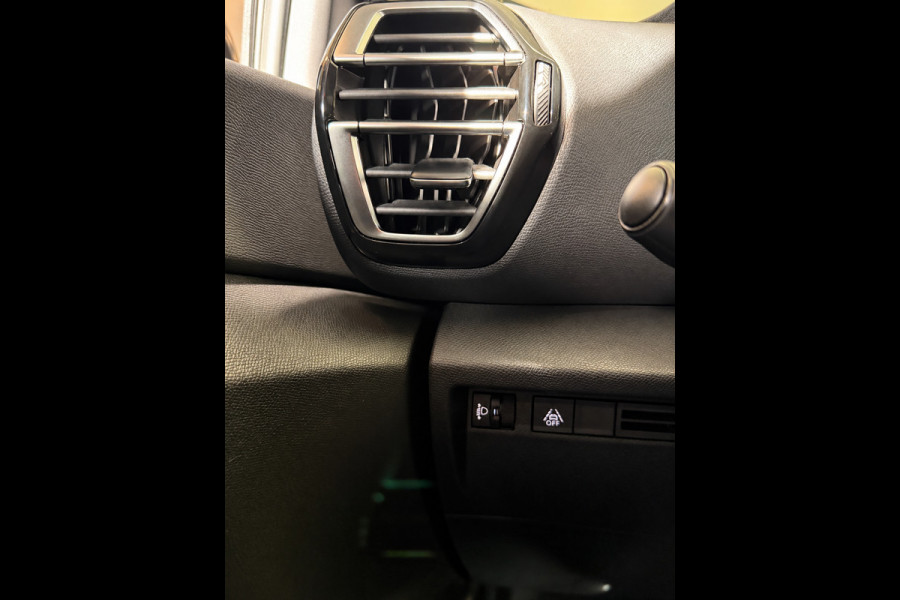 Citroën C4 1.2 Puretech Feel Pack 55.000 KM - AUTOMAAT I Navigatie / Apple CarPlay I LED I PDC I Sport velgen I Dealer onderhouden