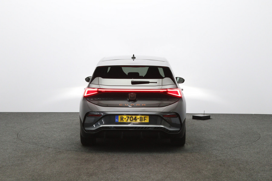 CUPRA Born Essential 62 kW 204 PK, SOH 91 %, Carplay, LED, Sportstoelen