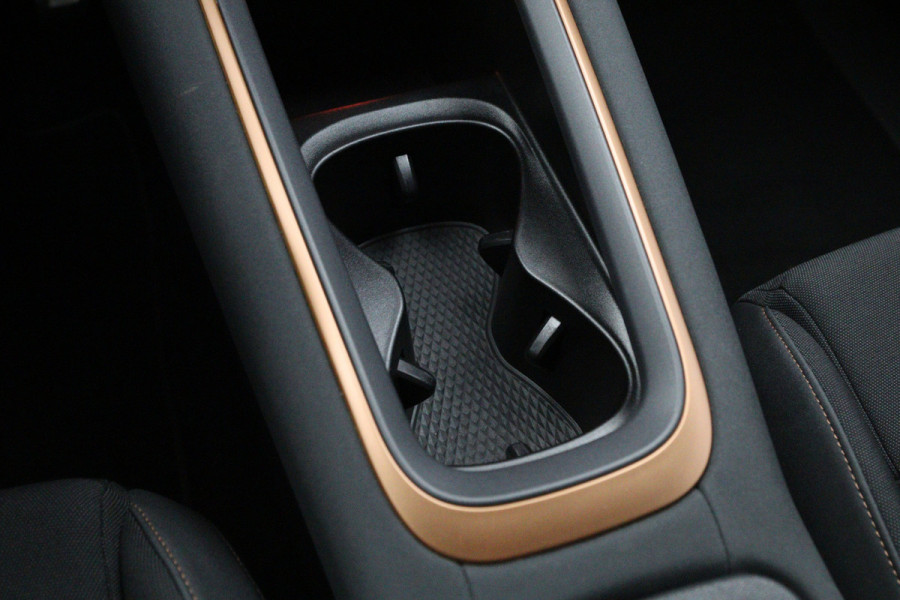 CUPRA Born Essential 62 kW 204 PK, SOH 91 %, Carplay, LED, Sportstoelen