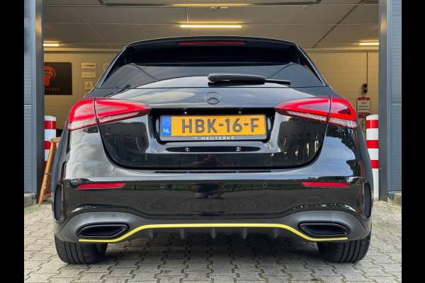 Mercedes-Benz A-Klasse 200 AMG / EDITION 1 / FULL OPTIONS / PANO / BURMESTER / LEDER / CARBON / SFEER / CAMERA / KEYLESS / DAB+ !