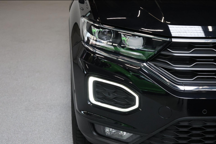Volkswagen T-Roc 2.0 TSI 4Motion 190+PK R-LINE LED/VIRTUAL/SFEER/PANO/LEER+S.VERWARMING/19" LMV/PDC/ACC/12 MND GARANTIE!