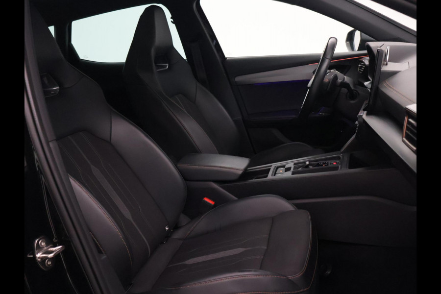 CUPRA Formentor 1.4 e-HYBRID 245 PK VZ PERFORMANCE + PANORAMA | 19 INCH | ADAPTIVE CRUISE | STUURVERW. | SFEERVERLICHTING