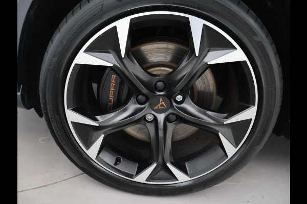 CUPRA Formentor 1.4 e-HYBRID 245 PK VZ PERFORMANCE + PANORAMA | 19 INCH | ADAPTIVE CRUISE | STUURVERW. | SFEERVERLICHTING