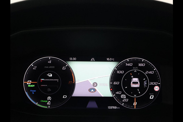 CUPRA Formentor 1.4 e-HYBRID 245 PK VZ PERFORMANCE + PANORAMA | 19 INCH | ADAPTIVE CRUISE | STUURVERW. | SFEERVERLICHTING