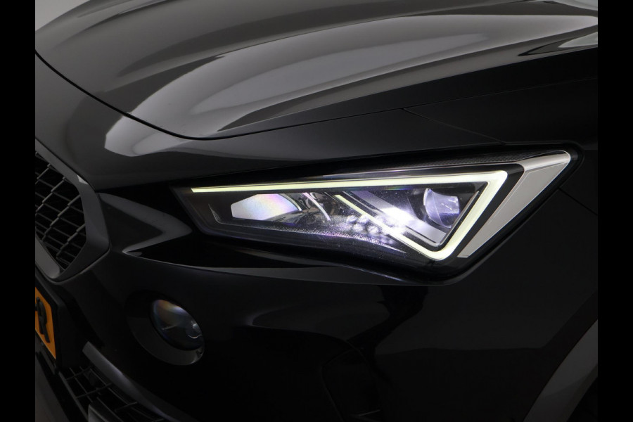 CUPRA Formentor 1.4 e-HYBRID 245 PK VZ PERFORMANCE + PANORAMA | 19 INCH | ADAPTIVE CRUISE | STUURVERW. | SFEERVERLICHTING