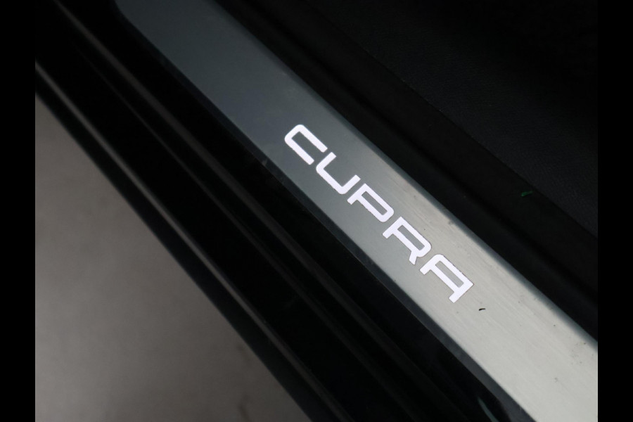 CUPRA Formentor 1.4 e-HYBRID 245 PK VZ PERFORMANCE + PANORAMA | 19 INCH | ADAPTIVE CRUISE | STUURVERW. | SFEERVERLICHTING