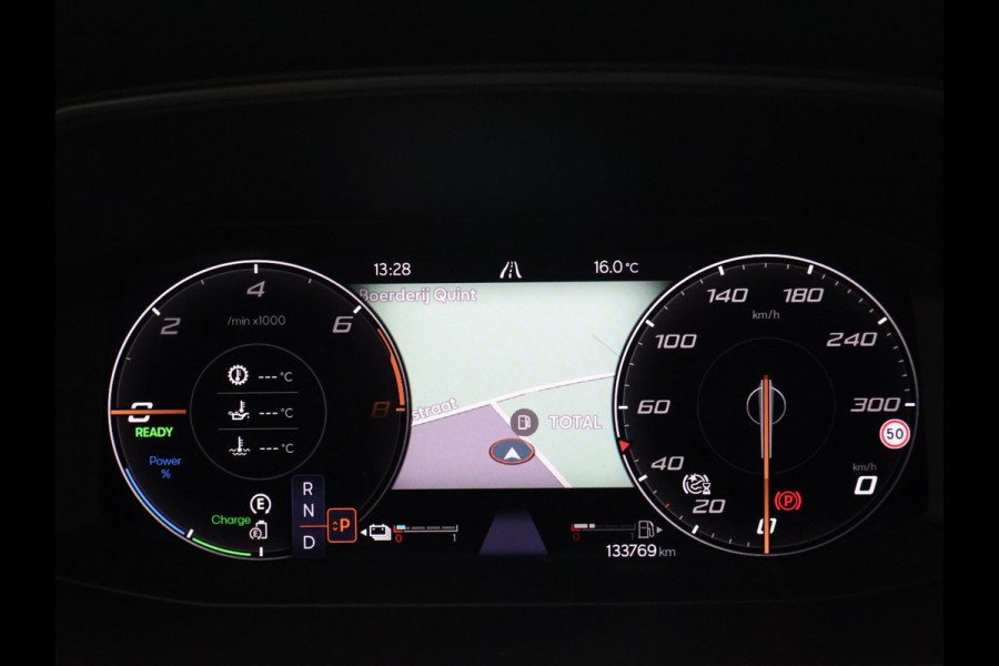 CUPRA Formentor 1.4 e-HYBRID 245 PK VZ PERFORMANCE + PANORAMA | 19 INCH | ADAPTIVE CRUISE | STUURVERW. | SFEERVERLICHTING