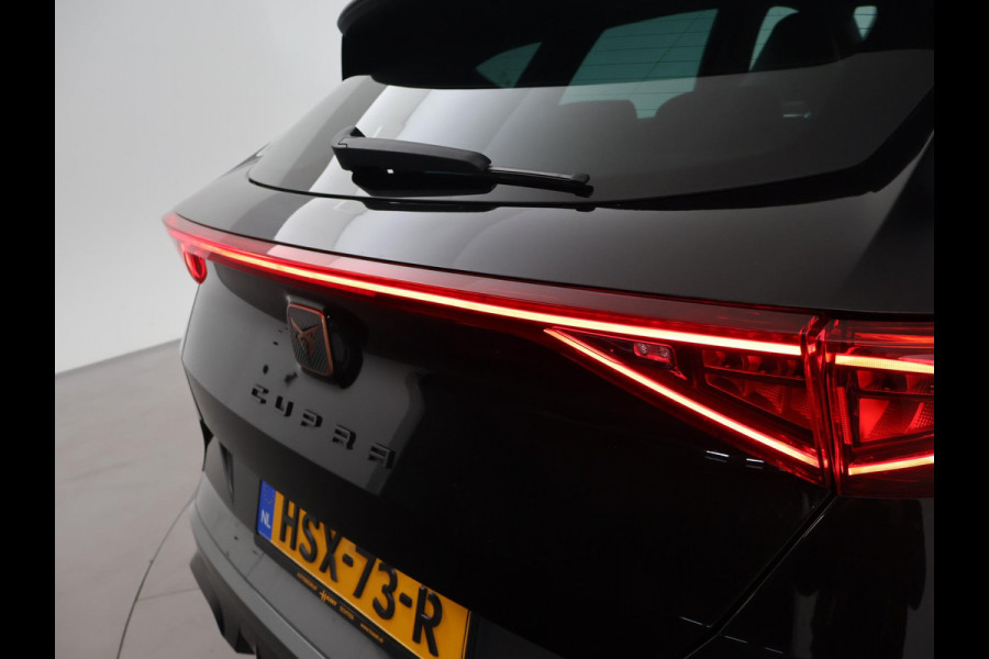 CUPRA Formentor 1.4 e-HYBRID 245 PK VZ PERFORMANCE + PANORAMA | 19 INCH | ADAPTIVE CRUISE | STUURVERW. | SFEERVERLICHTING