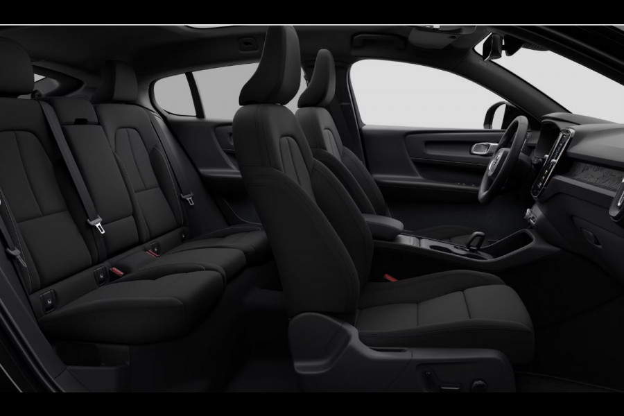 Volvo EC40 Single Motor Plus Europa 70 kWh Panoramadak/ Harman Kardon audio/ Keyless Entry/ Elektrisch verstelbare stoelen met geheugen/ Google Services/