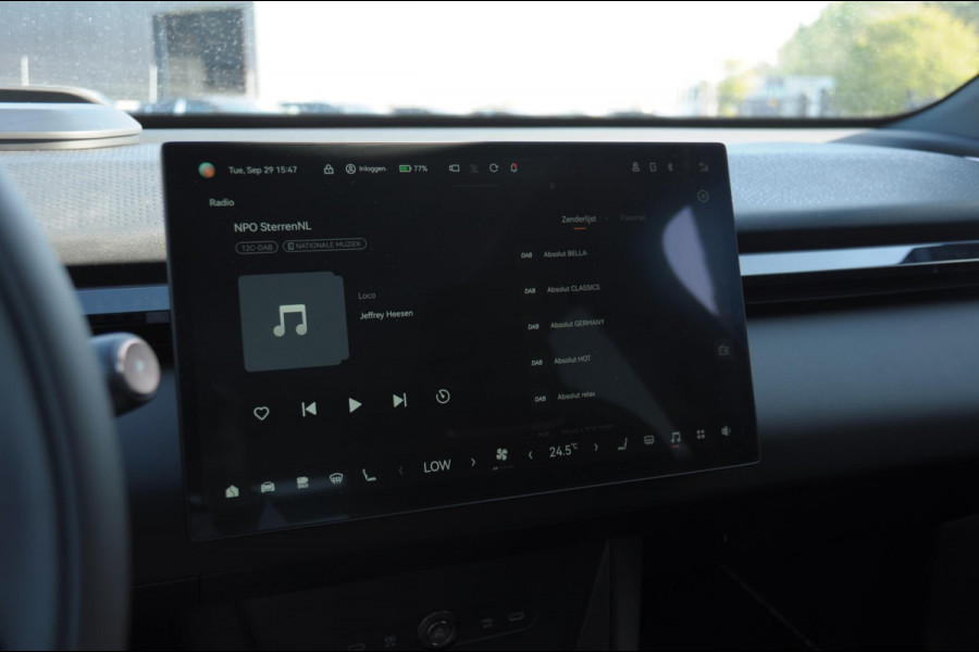 ZEEKR X RWD Long Range 69 kWh Stoelverwarming / 360 graden camera / Panorama dak / Dode hoek sensoren / Elektrisch bedienbare bestuuurdersstoel / Apple Carplay-Android auto