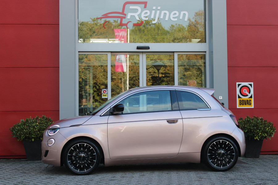 Fiat 500 1.0 Hybrid La Prima | PANORAMADAK | DRAADLOZE APPLE CARPLAY/ANDROID AUTO | DRAADLOZE TELEFOONLADER | LEDER BEKLEDING | ACHTERUITRIJ CAMERA  | PARKEERSESOREN ACHTER | 17" LICHTMETALEN VELGEN DIAMOND CUT | ROSE GOLD | JBL PREMIUM AUDIO | DAB+ RADIO |  LED KOPLAMPEN "INFINITY" | CLIMATE CONTROL | REGEN/LICHT SENSOR | KEYLESS START |  | CRUISE CONTROL |