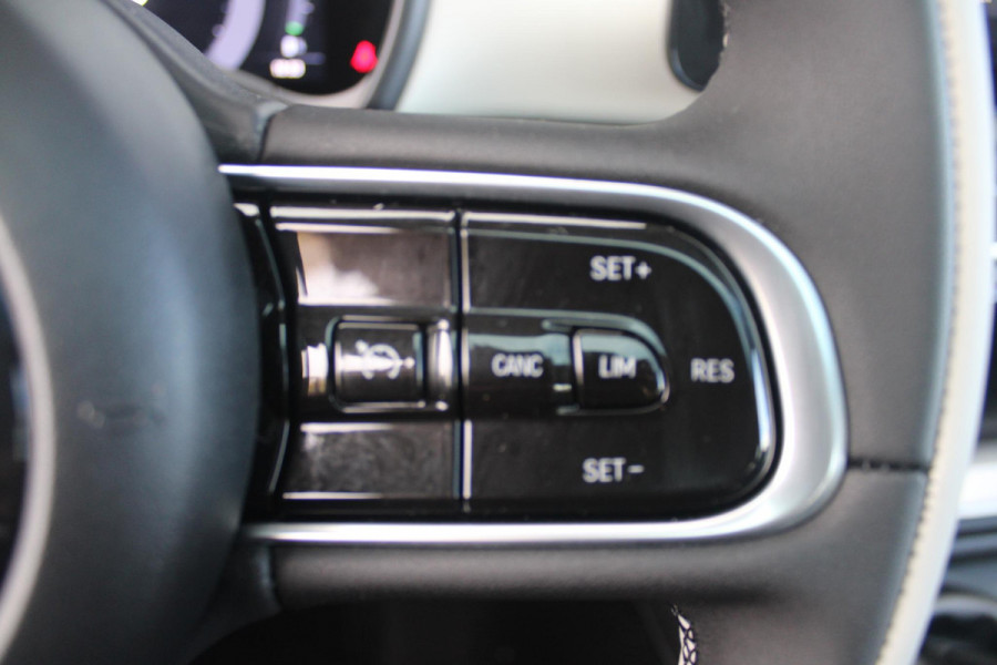 Fiat 500 1.0 Hybrid La Prima | PANORAMADAK | DRAADLOZE APPLE CARPLAY/ANDROID AUTO | DRAADLOZE TELEFOONLADER | LEDER BEKLEDING | ACHTERUITRIJ CAMERA  | PARKEERSESOREN ACHTER | 17" LICHTMETALEN VELGEN DIAMOND CUT | ROSE GOLD | JBL PREMIUM AUDIO | DAB+ RADIO |  LED KOPLAMPEN "INFINITY" | CLIMATE CONTROL | REGEN/LICHT SENSOR | KEYLESS START |  | CRUISE CONTROL |