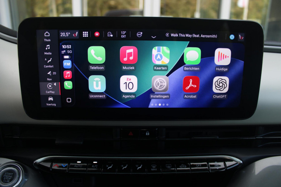Fiat 500 1.0 Hybrid La Prima | PANORAMADAK | DRAADLOZE APPLE CARPLAY/ANDROID AUTO | DRAADLOZE TELEFOONLADER | LEDER BEKLEDING | ACHTERUITRIJ CAMERA  | PARKEERSESOREN ACHTER | 17" LICHTMETALEN VELGEN DIAMOND CUT | ROSE GOLD | JBL PREMIUM AUDIO | DAB+ RADIO |  LED KOPLAMPEN "INFINITY" | CLIMATE CONTROL | REGEN/LICHT SENSOR | KEYLESS START |  | CRUISE CONTROL |