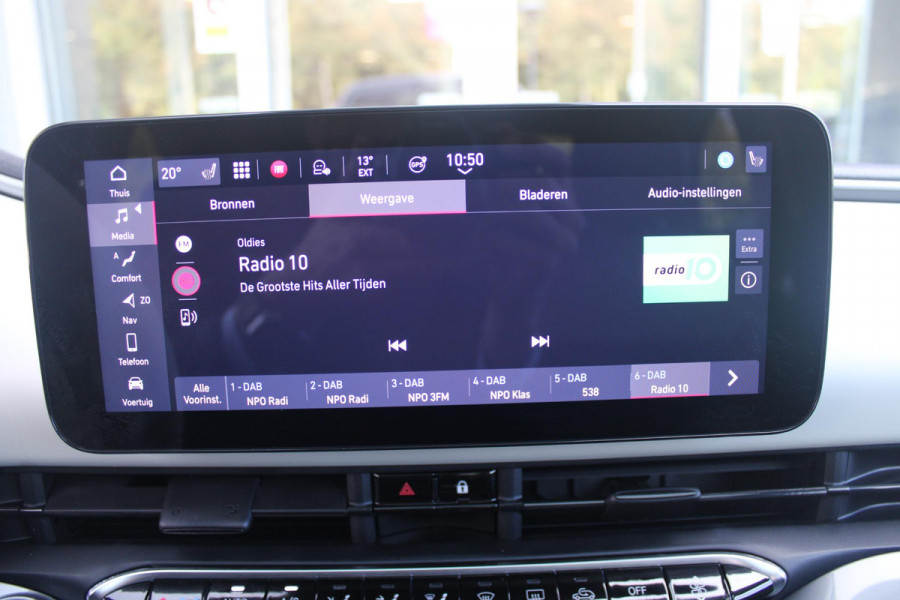 Fiat 500 1.0 Hybrid La Prima | PANORAMADAK | DRAADLOZE APPLE CARPLAY/ANDROID AUTO | DRAADLOZE TELEFOONLADER | LEDER BEKLEDING | ACHTERUITRIJ CAMERA  | PARKEERSESOREN ACHTER | 17" LICHTMETALEN VELGEN DIAMOND CUT | ROSE GOLD | JBL PREMIUM AUDIO | DAB+ RADIO |  LED KOPLAMPEN "INFINITY" | CLIMATE CONTROL | REGEN/LICHT SENSOR | KEYLESS START |  | CRUISE CONTROL |