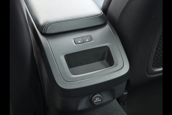 Volvo V60 2.0 T5 Inscription VOLVO DEALER ONDERHOUDEN | FULL OPTIONS| BOWERS & WILKINS| ELEK. TREKHAAK| PANO| STOELVENTILATIE| HUD| ACHTERBANK VERWARMD| ORIG. NL NAP|