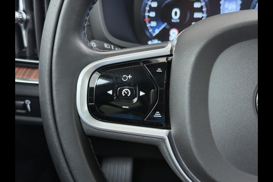 Volvo V60 2.0 T5 Inscription VOLVO DEALER ONDERHOUDEN | FULL OPTIONS| BOWERS & WILKINS| ELEK. TREKHAAK| PANO| STOELVENTILATIE| HUD| ACHTERBANK VERWARMD| ORIG. NL NAP|