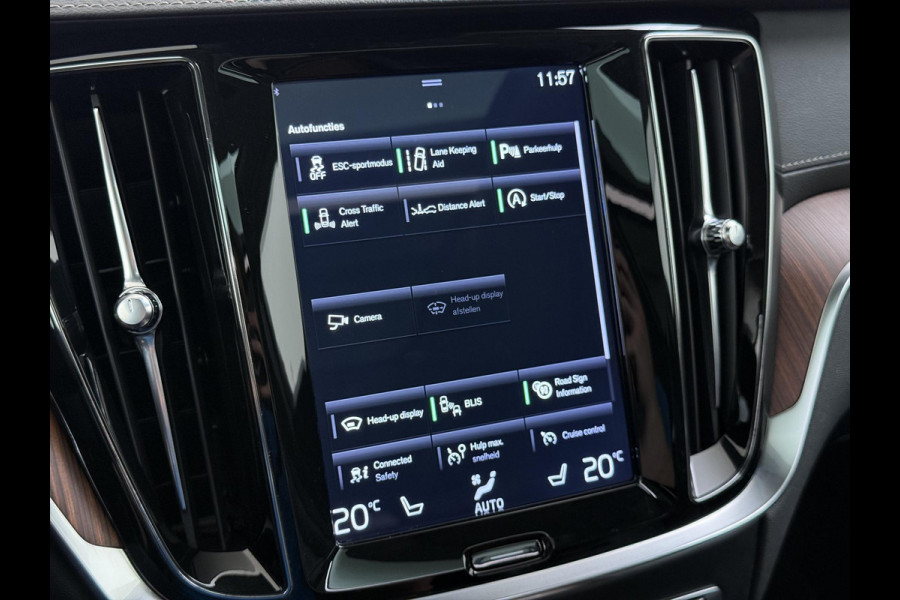 Volvo V60 2.0 T5 Inscription VOLVO DEALER ONDERHOUDEN | FULL OPTIONS| BOWERS & WILKINS| ELEK. TREKHAAK| PANO| STOELVENTILATIE| HUD| ACHTERBANK VERWARMD| ORIG. NL NAP|