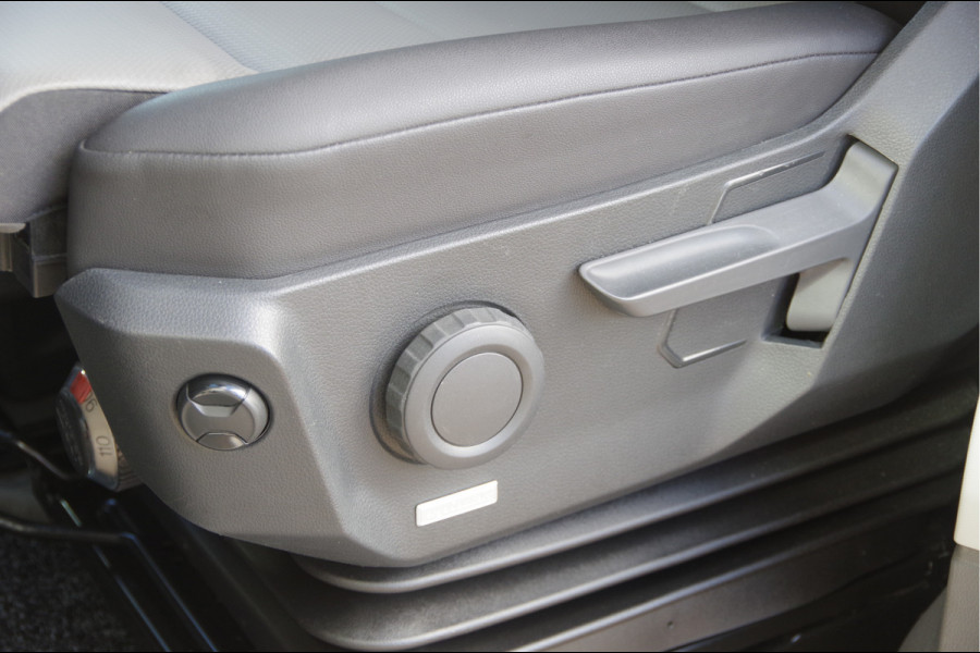 MAN TGE 3.140 35 2.0 L3H3(L2H2) 3-ZITS, AUT. TREKHAAK, LEDER, CAMERA, NAVI, GEVEERDE STOEL, CRUISE, AIRCO