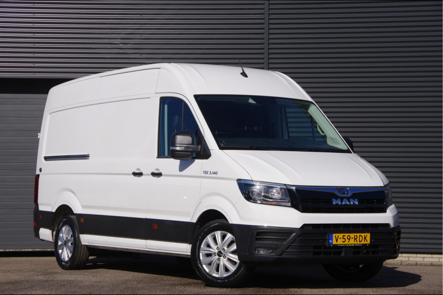 MAN TGE 3.140 35 2.0 L3H3(L2H2) 3-ZITS, AUT. TREKHAAK, LEDER, CAMERA, NAVI, GEVEERDE STOEL, CRUISE, AIRCO