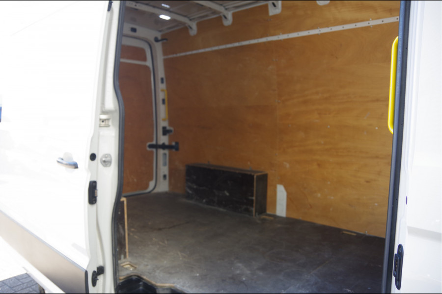 MAN TGE 3.140 35 2.0 L3H3(L2H2) 3-ZITS, AUT. TREKHAAK, LEDER, CAMERA, NAVI, GEVEERDE STOEL, CRUISE, AIRCO