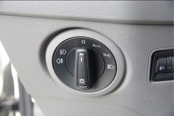 MAN TGE 3.140 35 2.0 L3H3(L2H2) 3-ZITS, AUT. TREKHAAK, LEDER, CAMERA, NAVI, GEVEERDE STOEL, CRUISE, AIRCO