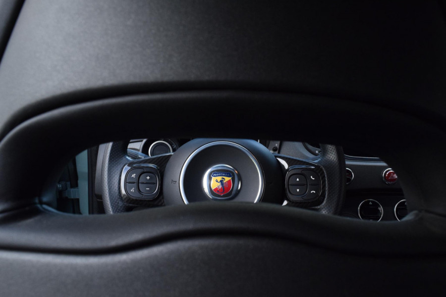 Fiat 500 1.4 T-Jet 180pk Abarth|70th Anniversary|1 van 1949