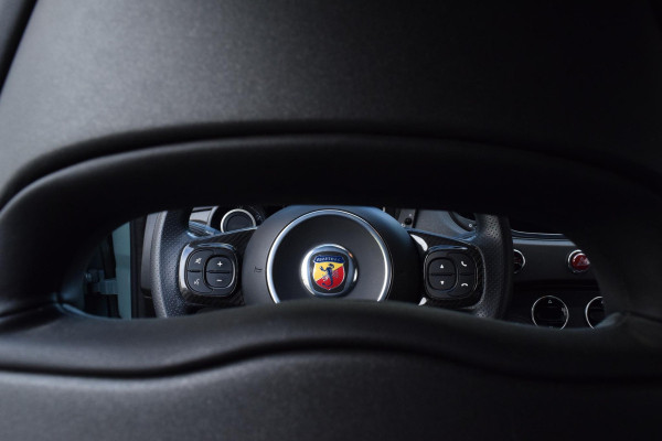 Fiat 500 1.4 T-Jet 180pk Abarth|70th Anniversary|1 van 1949