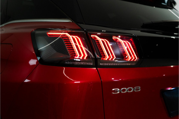 Peugeot 3008 1.6 HYbrid 225 GT 225 PK | Plug-in Hybrid | Panoramadak | ACC | Rouge Ultimate | Sfeer | VOL! 12 MND Garantie