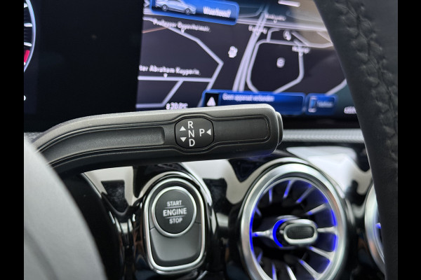 Mercedes-Benz CLA-Klasse CLA 250 e AMG line | Panorama Multibeam HUD Keyless Dodehoek