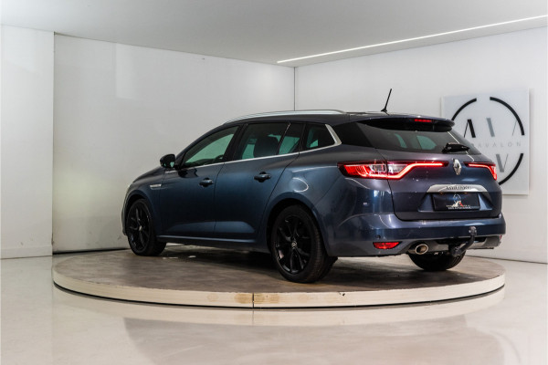 Renault Mégane Estate 1.3 TCe Bose 141PK NL AUTO+NAP | Trekhaak | Camera&Aut. Inparkeren | Blind Spot | Titanium Grey