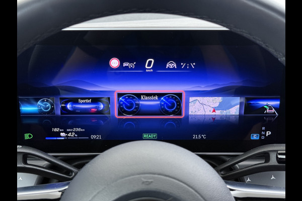Mercedes-Benz EQE SUV EQE SUV 300 AMG Line 91 kWh | Airmatic Achteras Pano Trekhaak Burmester Ventilatie 4x Stoelverwarming