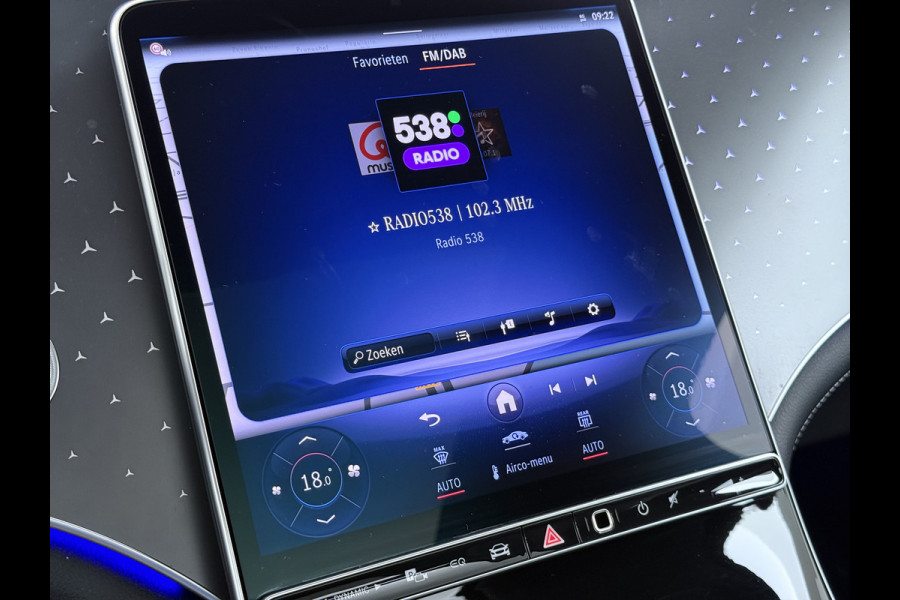 Mercedes-Benz EQE SUV EQE SUV 300 AMG Line 91 kWh | Airmatic Achteras Pano Trekhaak Burmester Ventilatie 4x Stoelverwarming