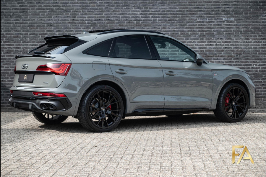Audi Q5 Sportback 55 TFSI e S Line Competition Nardo|22Inch|Pano|SQ5 style|Massage|Carbon