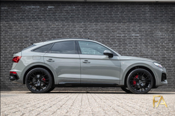 Audi Q5 Sportback 55 TFSI e S Line Competition Nardo|22Inch|Pano|SQ5 style|Massage|Carbon