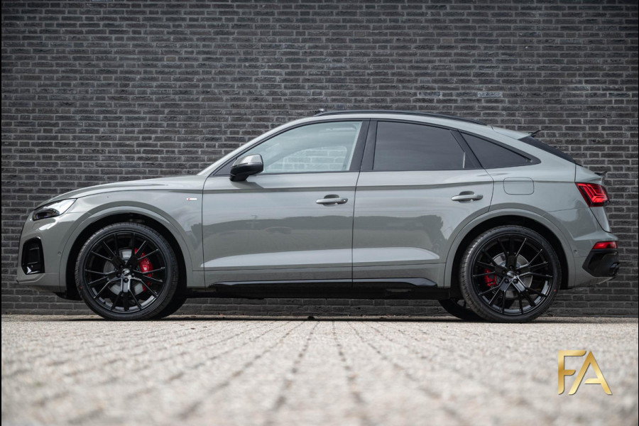 Audi Q5 Sportback 55 TFSI e S Line Competition Nardo|22Inch|Pano|SQ5 style|Massage|Carbon