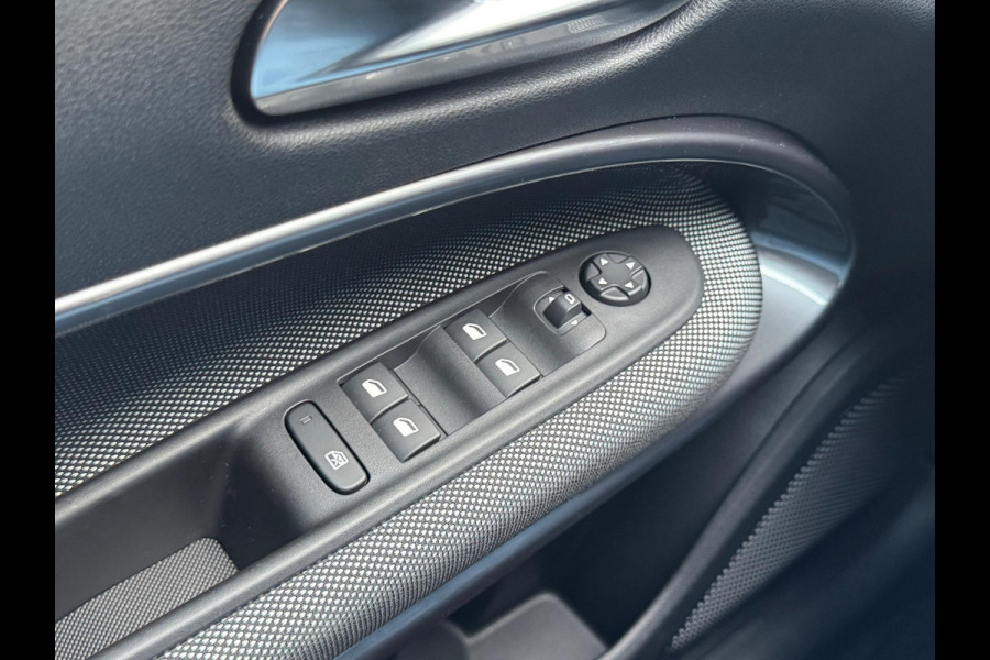 Fiat 600 1.2 Hybrid Icon | Nieuw | Direct leverbaar | Prijs is rijklaar