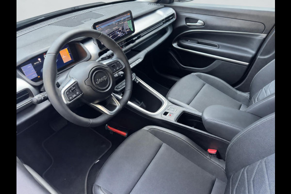 Jeep Avenger 1.2 e-Hybrid Altitude | Elektrische a-klep | Adaptive cruise | Camera | Prijs is rijklaar