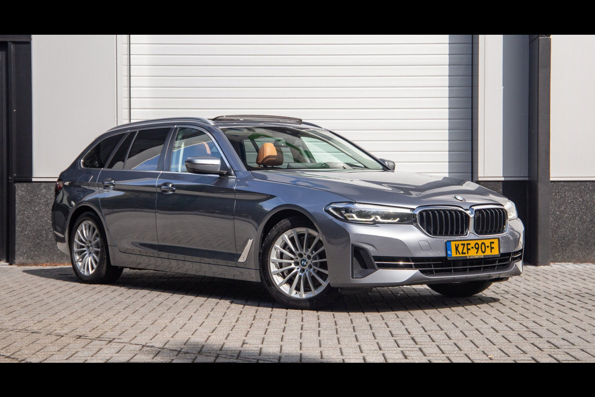 BMW 5 Serie Touring 530e Business Edition Plus / Pano / Trekhaak
