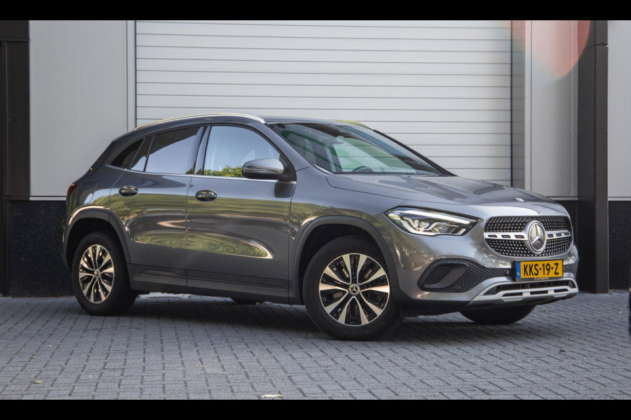 Mercedes-Benz GLA 250 e Business Solution Luxury Limited / SOH 93%