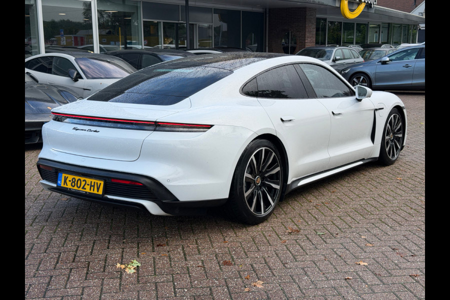 Porsche Taycan Turbo 93 kWh / Panoramadak / 360Camera / Head-up / Burmester / Luchtvering / 20'' / InnoDrive / Sportchrono+Design / Keyless / Adaptieve Stoelen / Dodehoek / DAB / Warmtepomp