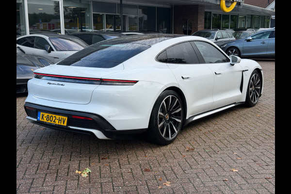 Porsche Taycan Turbo 93 kWh / Panoramadak / 360Camera / Head-up / Burmester / Luchtvering / 20'' / InnoDrive / Sportchrono+Design / Keyless / Adaptieve Stoelen / Dodehoek / DAB / Warmtepomp