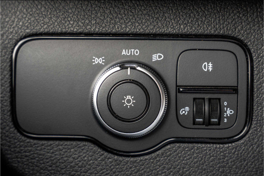 Mercedes-Benz Sprinter 317 CDI L2H2 | Automaat | 3-Zits | Camera | Carplay | Mbux | Climatronic | Trekhaak