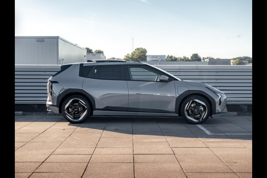 Kia EV4 Plus Advanced 81.4 kWh | Direct leverbaar! | Panodak | Navi. | Clima. | Adapt. Cruise. | Stoel&Stuur Verwarming | Dodehoekassistentie | Harman Kardon