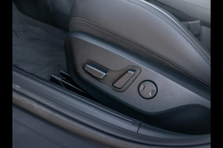 Kia EV4 Plus Advanced 81.4 kWh | Direct leverbaar! | Panodak | Navi. | Clima. | Adapt. Cruise. | Stoel&Stuur Verwarming | Dodehoekassistentie | Harman Kardon