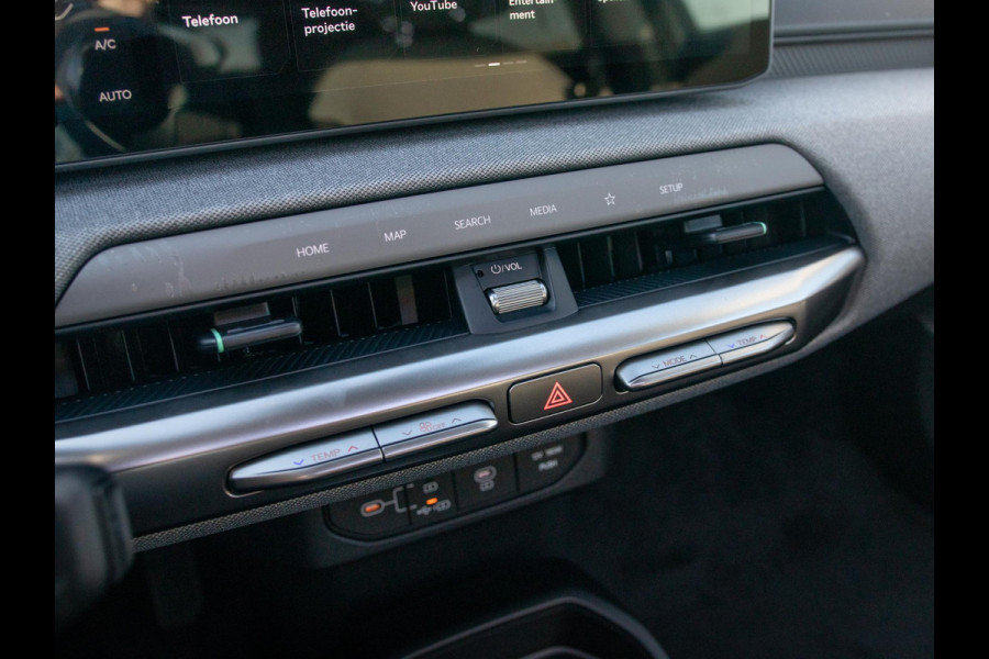 Kia EV4 Plus Advanced 81.4 kWh | Direct leverbaar! | Panodak | Navi. | Clima. | Adapt. Cruise. | Stoel&Stuur Verwarming | Dodehoekassistentie | Harman Kardon