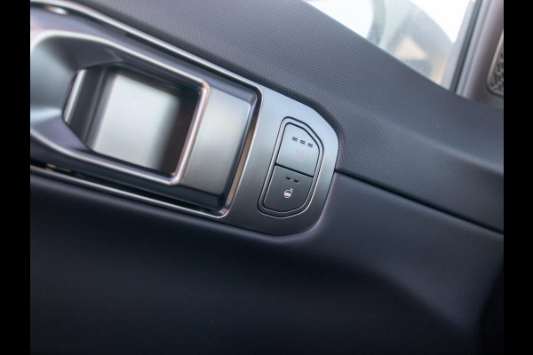 Kia EV4 Plus Advanced 81.4 kWh | Direct leverbaar! | Panodak | Navi. | Clima. | Adapt. Cruise. | Stoel&Stuur Verwarming | Dodehoekassistentie | Harman Kardon