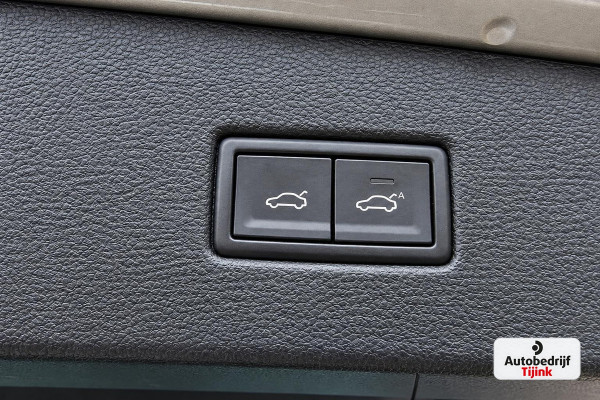 Volkswagen Tiguan 2.0 TSI 4MOTION Highline | Automaat | Pano | LED | Navi | App-connect | Camera | All-seasons | Elek. achterklep | Park Assist |