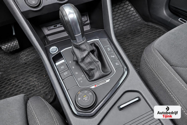Volkswagen Tiguan 2.0 TSI 4MOTION Highline | Automaat | Pano | LED | Navi | App-connect | Camera | All-seasons | Elek. achterklep | Park Assist |