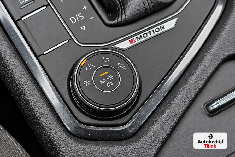 Volkswagen Tiguan 2.0 TSI 4MOTION Highline | Automaat | Pano | LED | Navi | App-connect | Camera | All-seasons | Elek. achterklep | Park Assist |